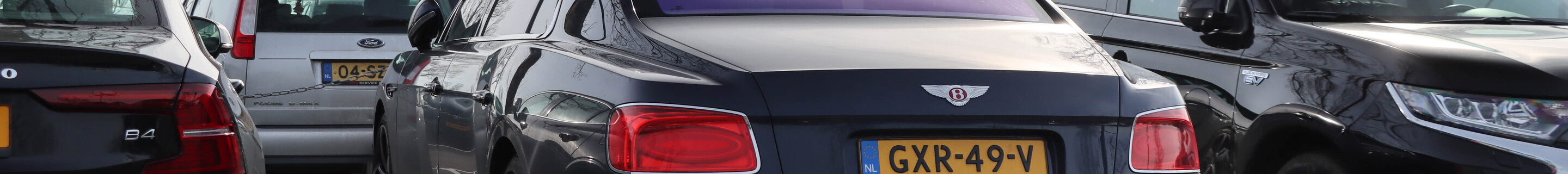 Bentley Flying Spur V8