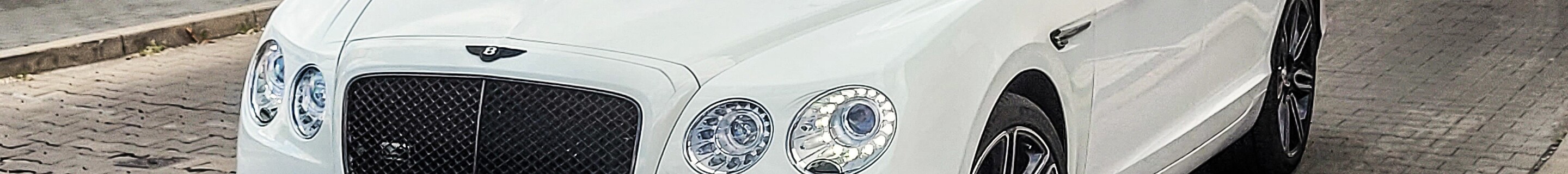 Bentley Flying Spur V8