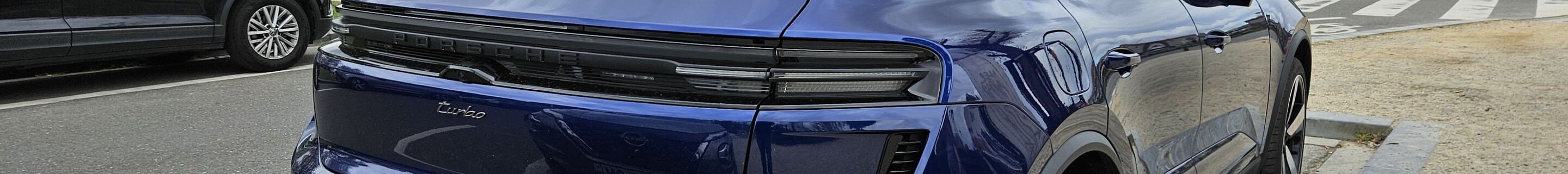 Porsche Macan EV Turbo