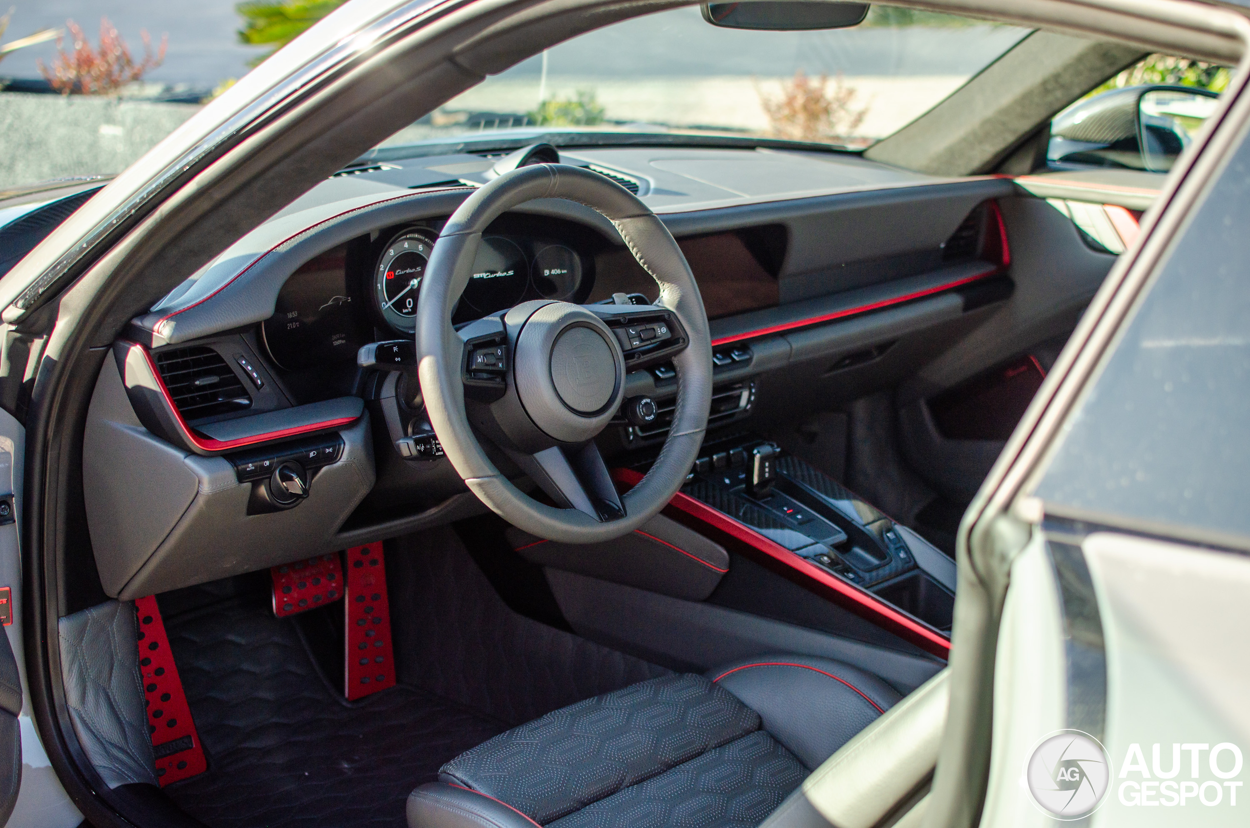 Brabus 900 Rocket R is een Porsche 992 Turbo S op steroïden