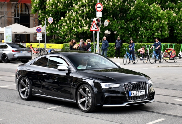 Audi RS5 B8 2012