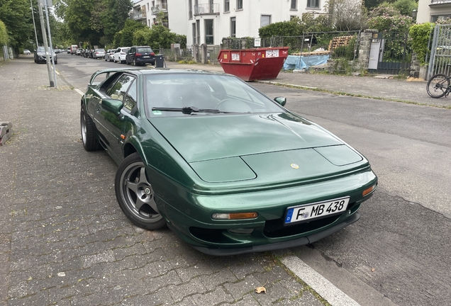 Lotus Esprit V8