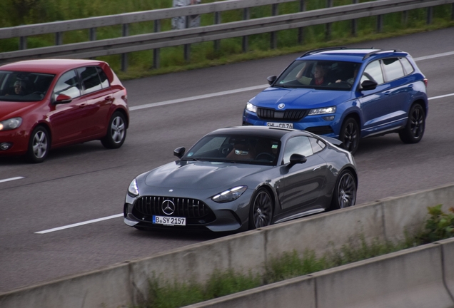 Mercedes-AMG GT 63 C192