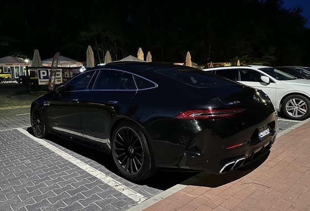 Mercedes-AMG GT 63 X290