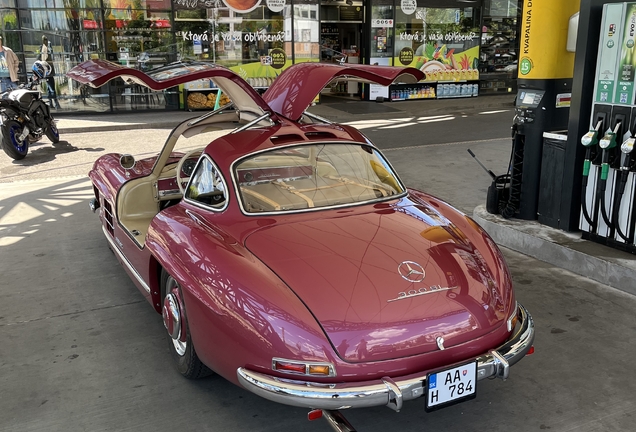 Mercedes-Benz 300SL Gullwing