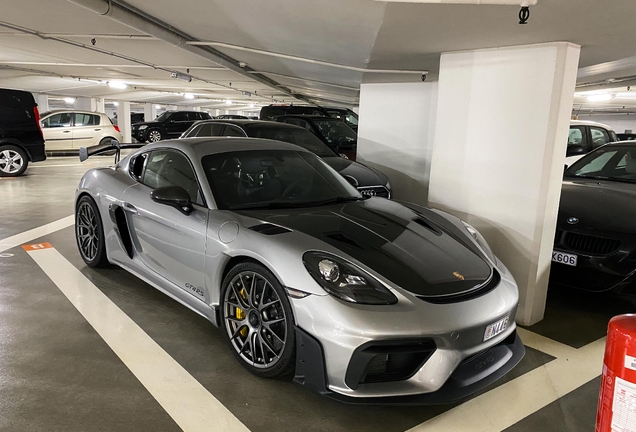 Porsche 718 Cayman GT4 RS Weissach Package
