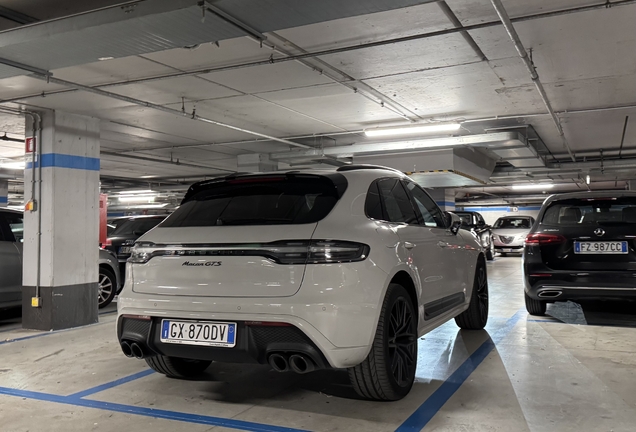 Porsche 95B Macan GTS MkIII