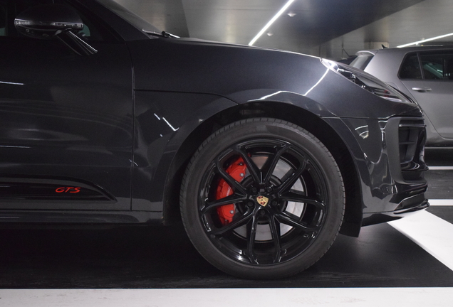 Porsche 95B Macan GTS MkIII