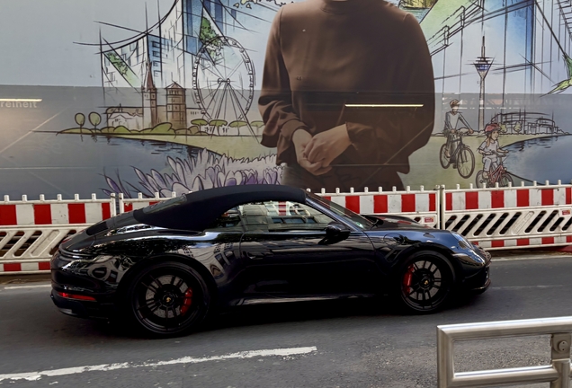 Porsche 992 Carrera 4 GTS Cabriolet MkI
