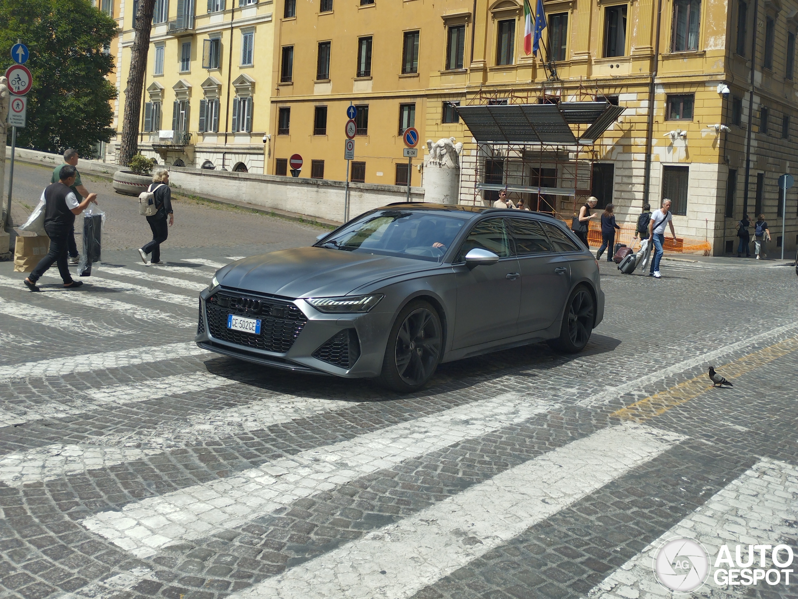 Audi RS6 Avant C8