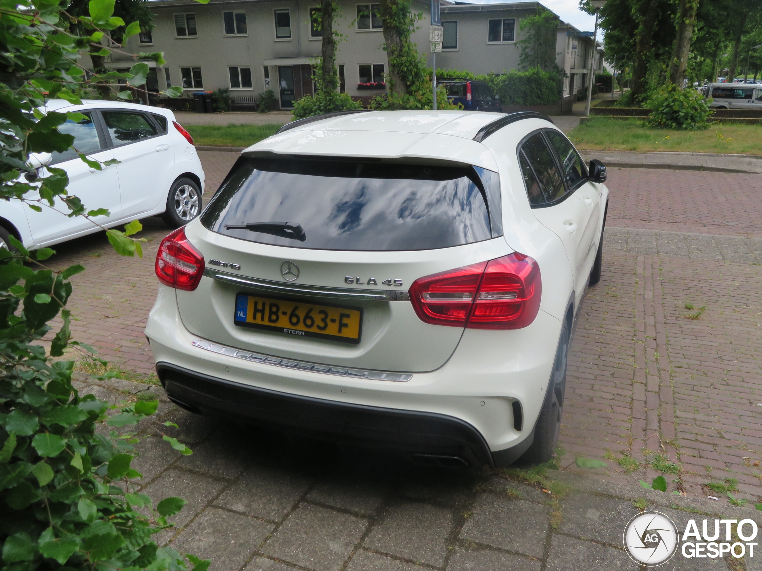 Mercedes-AMG GLA 45 X156