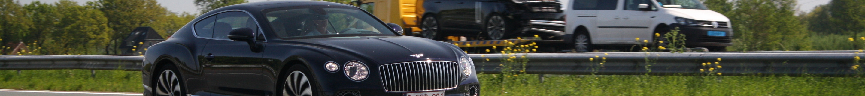 Bentley Continental GT V8 Azure 2024