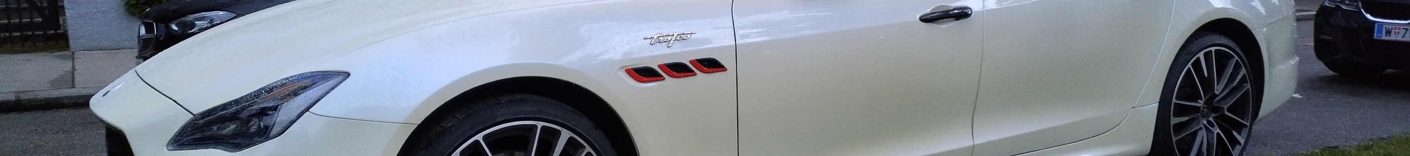 Maserati Quattroporte Trofeo