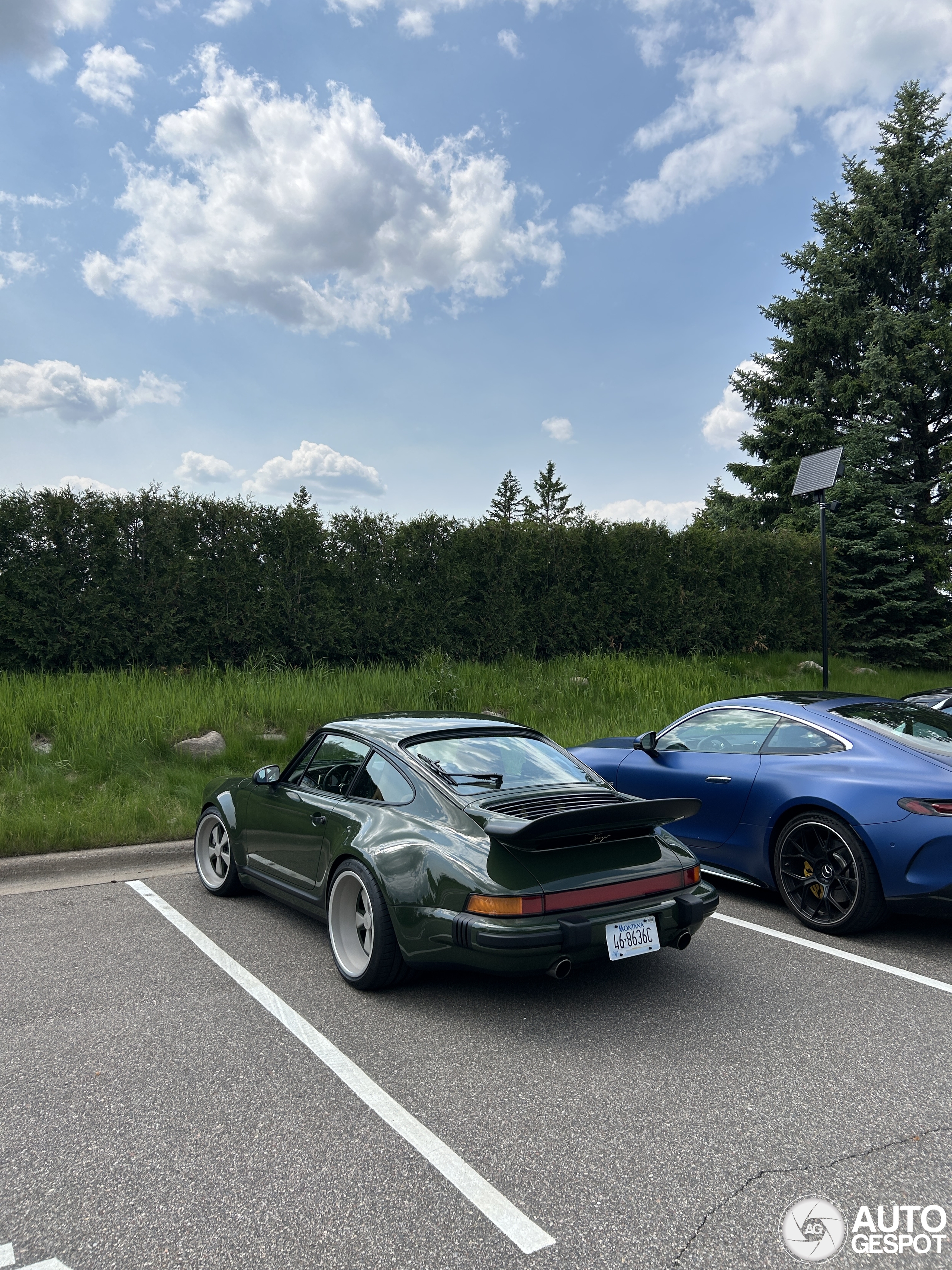 beautifulさま Porsche 911 Carrera Coupe Reimagined by Singer | 2025MY