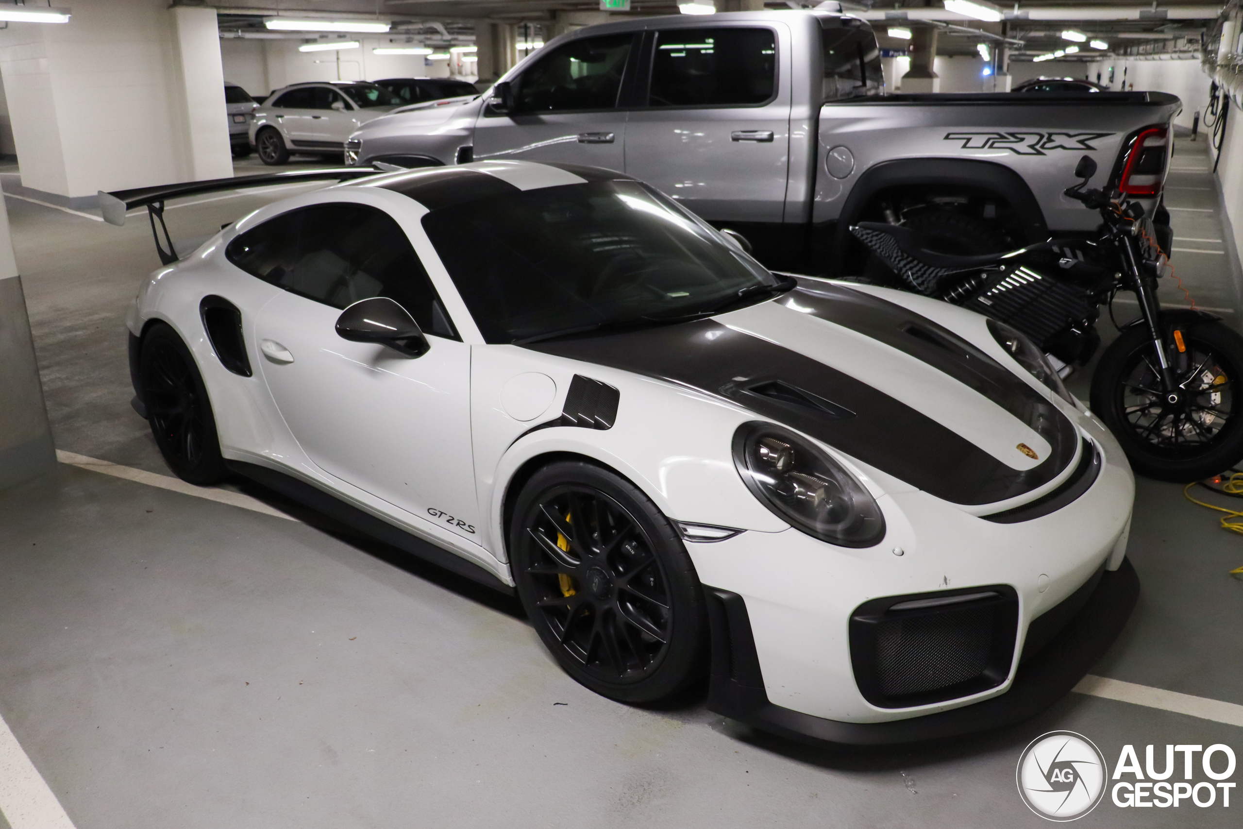 Porsche 991 GT2 RS Weissach Package