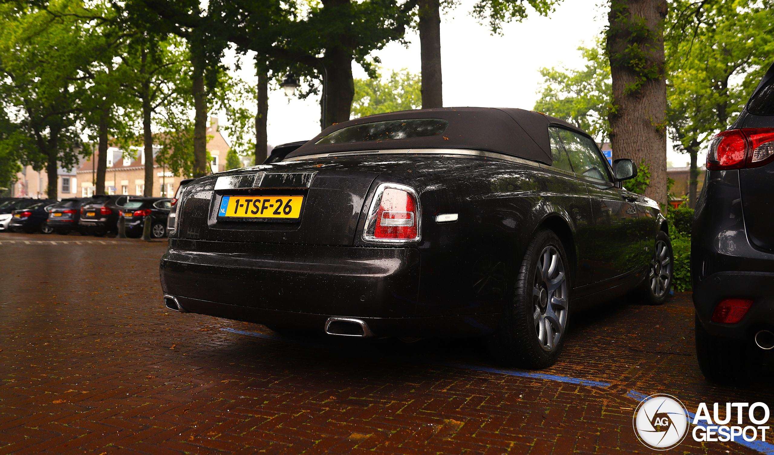 Rolls-Royce Phantom Drophead Coupé Series II