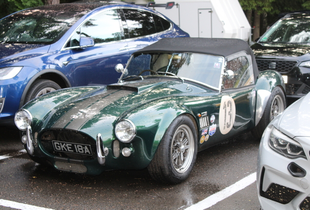 AC Cobra 427
