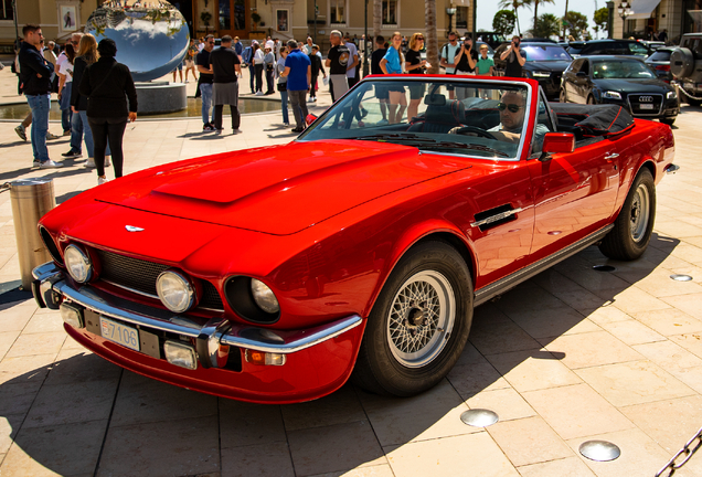 Aston Martin V8 Volante 1979-1989