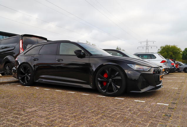 Audi RS6 Avant C8