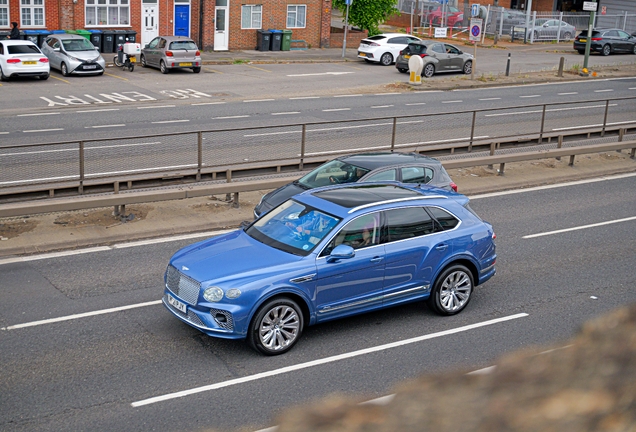 Bentley Bentayga Azure