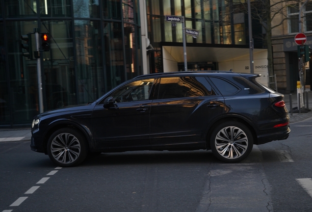 Bentley Bentayga Azure EWB First Edition
