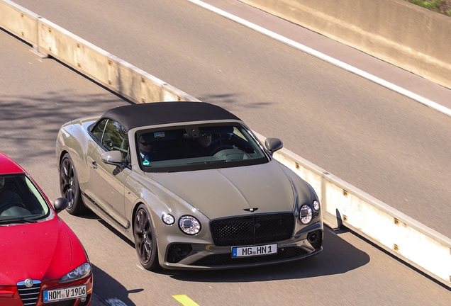 Bentley Continental GTC V8 S 2023