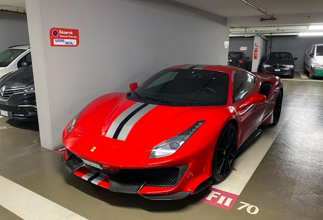 Ferrari 488 Pista