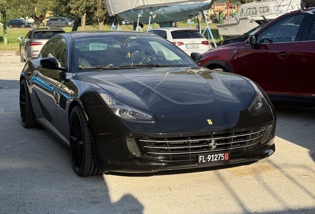 Ferrari GTC4Lusso