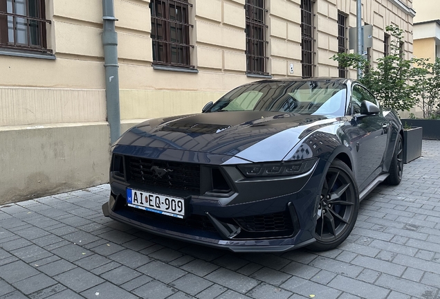 Ford Mustang Dark Horse 2024