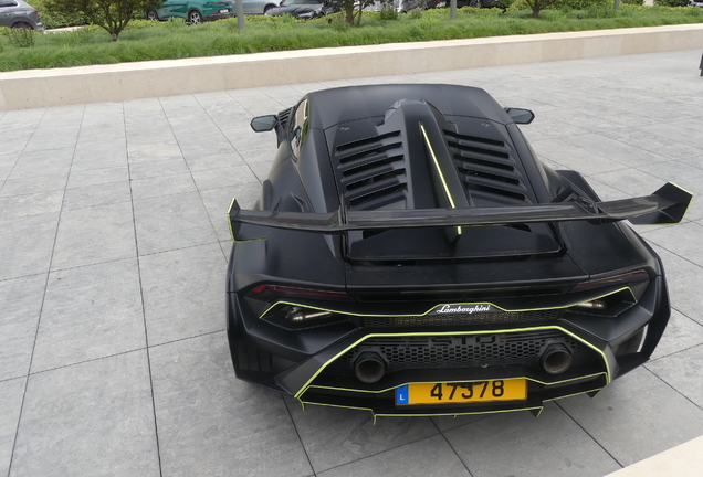 Lamborghini Huracán LP640-2 STO