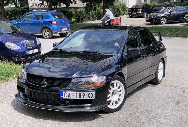 Mitsubishi Lancer Evolution IX