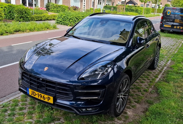 Porsche 95B Macan Turbo