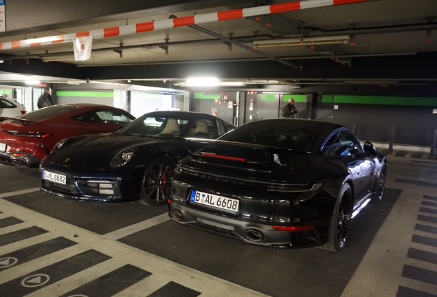 Porsche 992 Carrera GTS