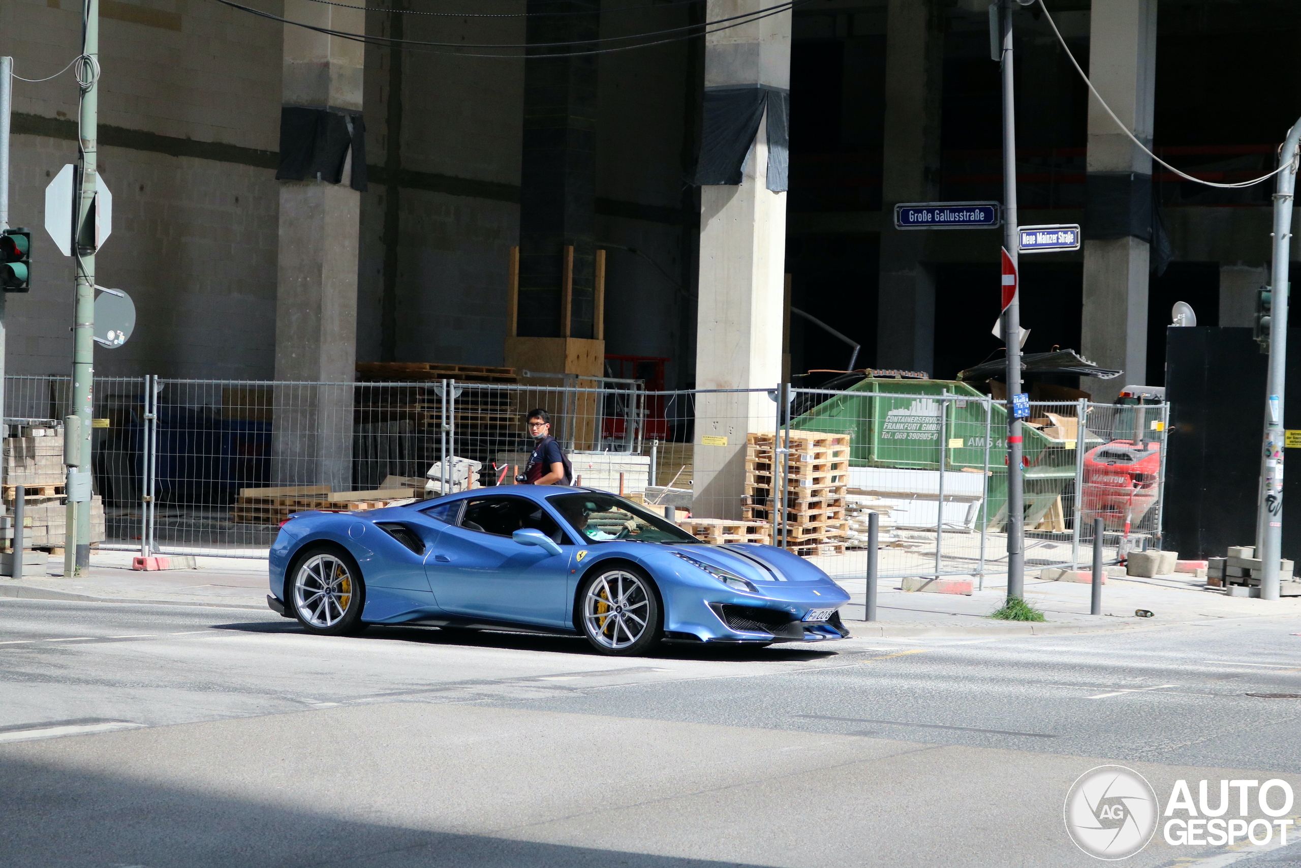 Ferrari 488 Pista
