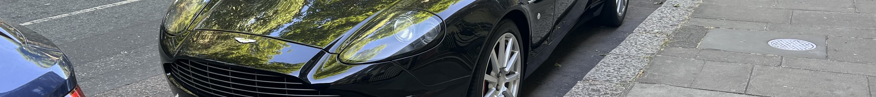 Aston Martin Vanquish S