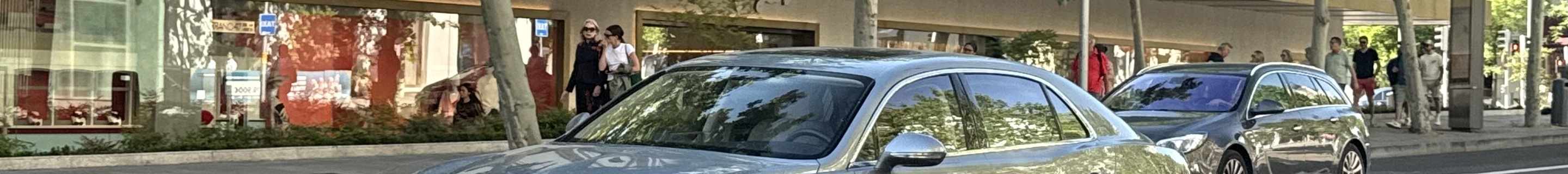 Bentley Flying Spur V8