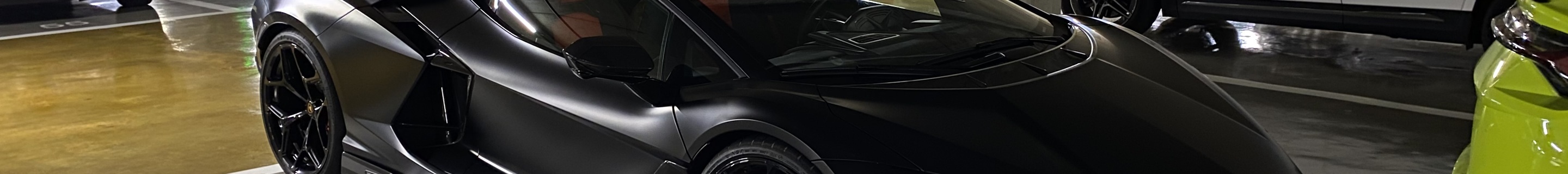 Lamborghini Revuelto