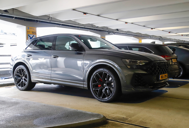 Audi RS Q8 2024