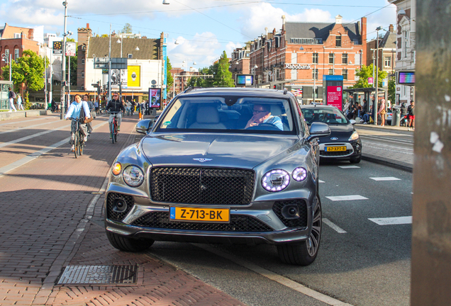 Bentley Bentayga Azure