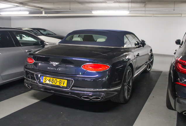Bentley Continental GTC V8 2020