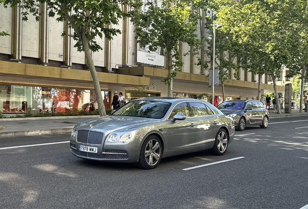 Bentley Flying Spur V8