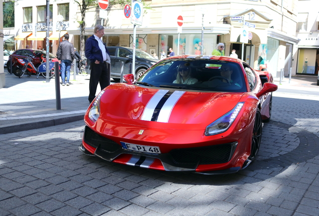 Ferrari 488 Pista