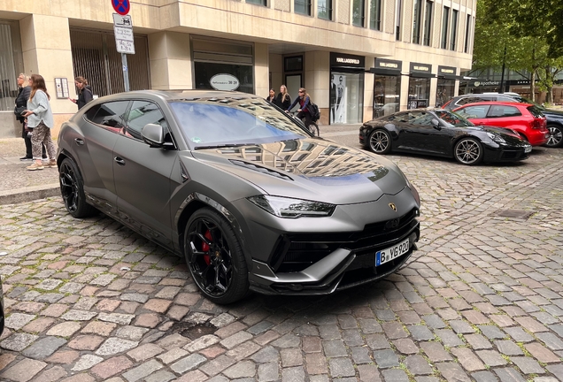 Lamborghini Urus Performante