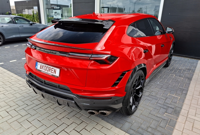 Lamborghini Urus Performante