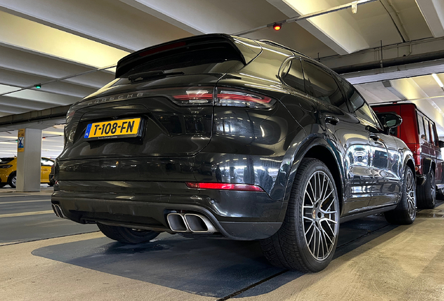 Porsche Cayenne Turbo S E-Hybrid