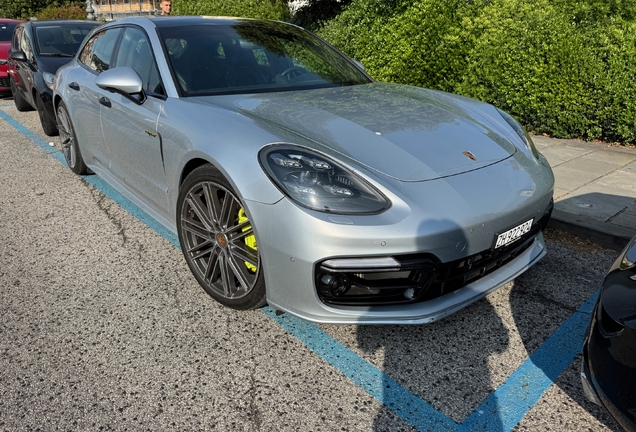 Porsche 971 Panamera Turbo S E-Hybrid Sport Turismo