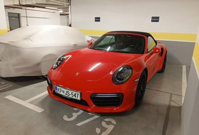 Porsche 991 Turbo S Cabriolet MkII