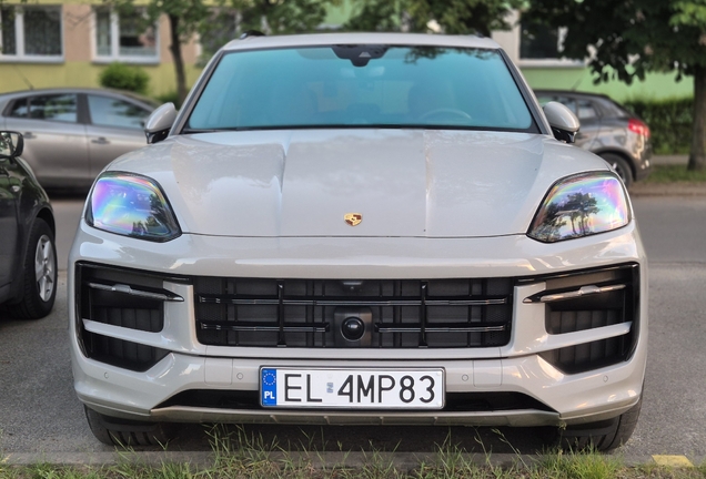 Porsche 9YA Cayenne GTS MkII