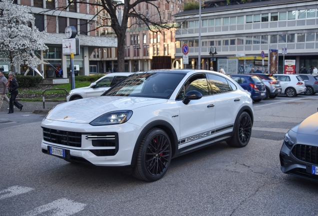 Porsche Cayenne Coupé Turbo E-Hybrid