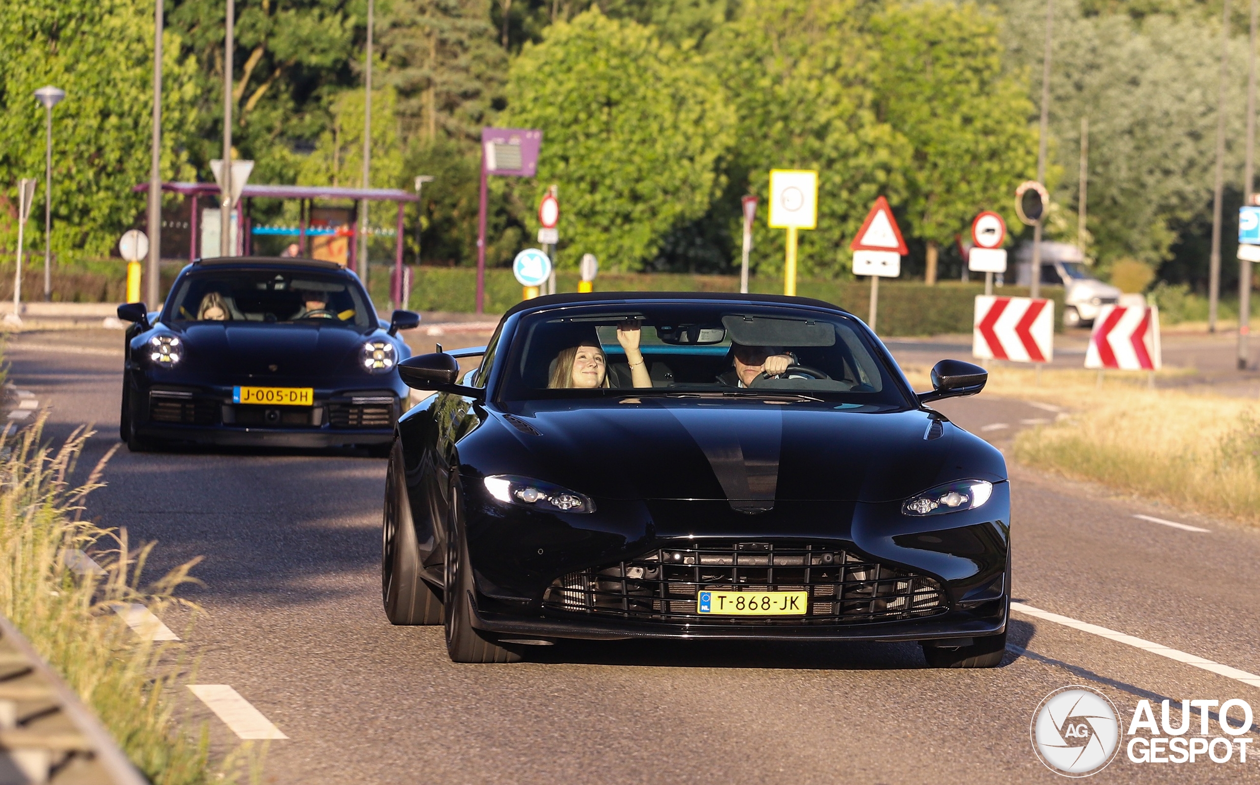 Aston Martin V8 Vantage Formula 1 Edition Roadster